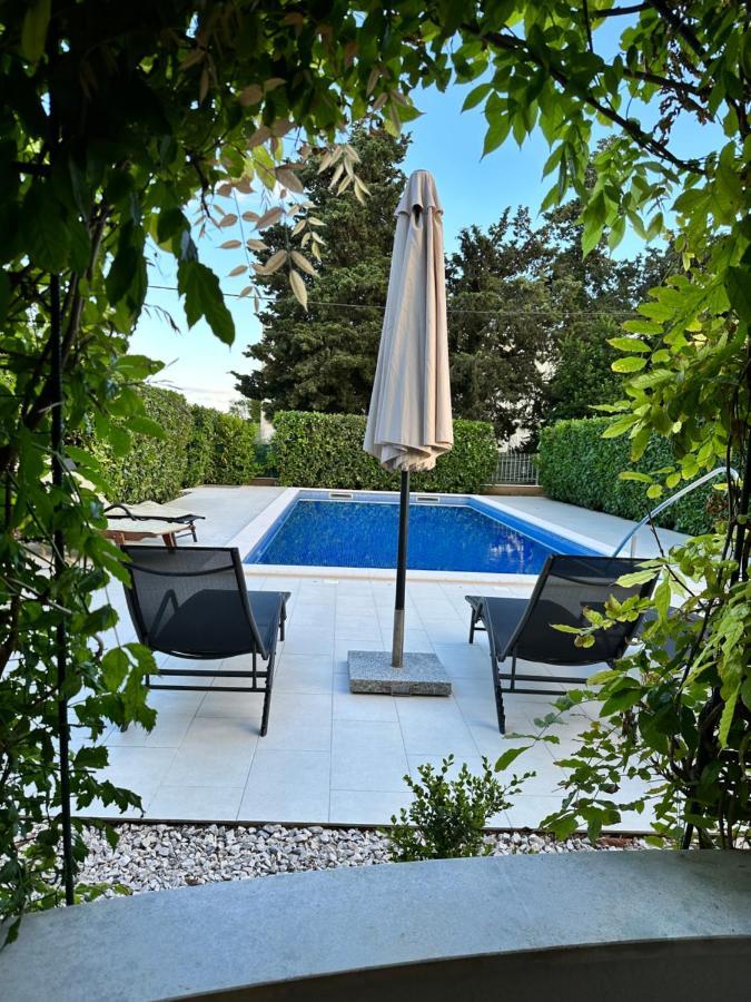 Apartments Villa Ohana Kaštela Exteriör bild