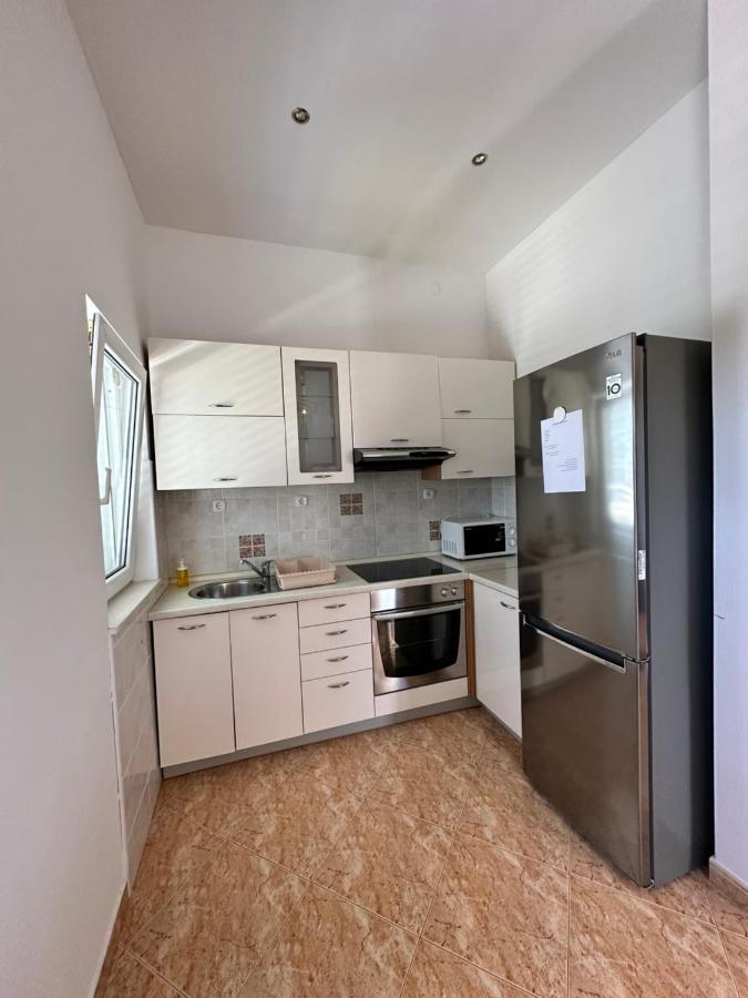 Apartments Villa Ohana Kaštela Exteriör bild