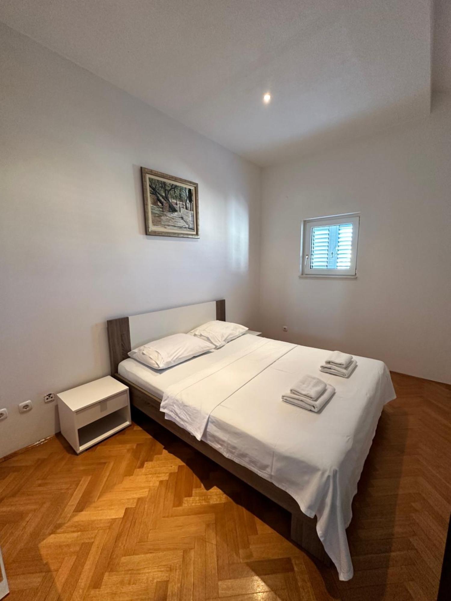 Apartments Villa Ohana Kaštela Exteriör bild